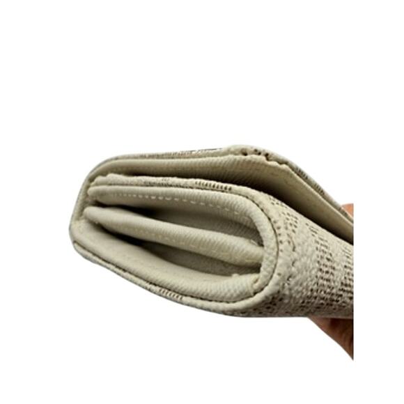 RETAIL $158 Michael Kors Fulton Vanilla MK Signature LG Gusset Carryall Wallet - Picture 15 of 16